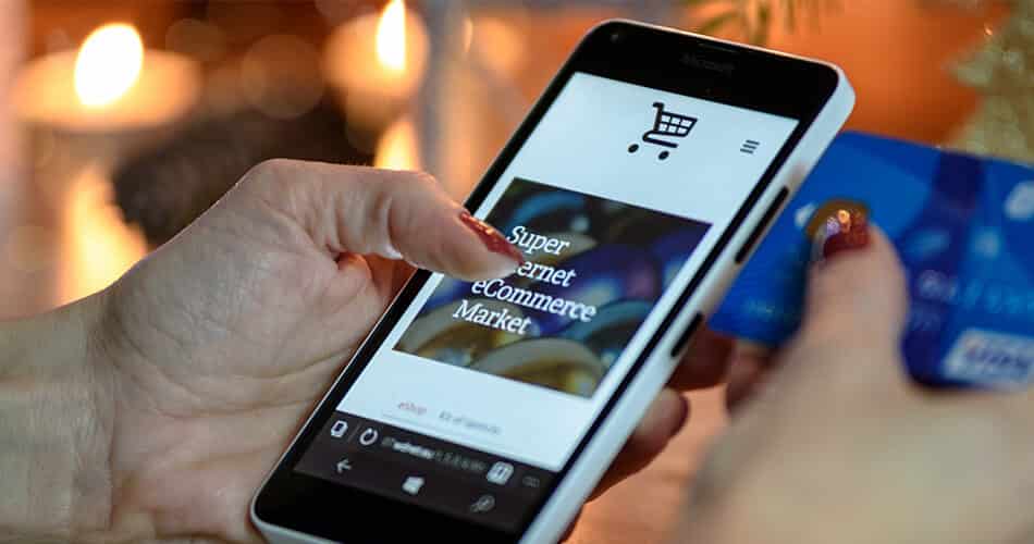 Mobile Phone Credit Card Purchase on E-Commerce Site